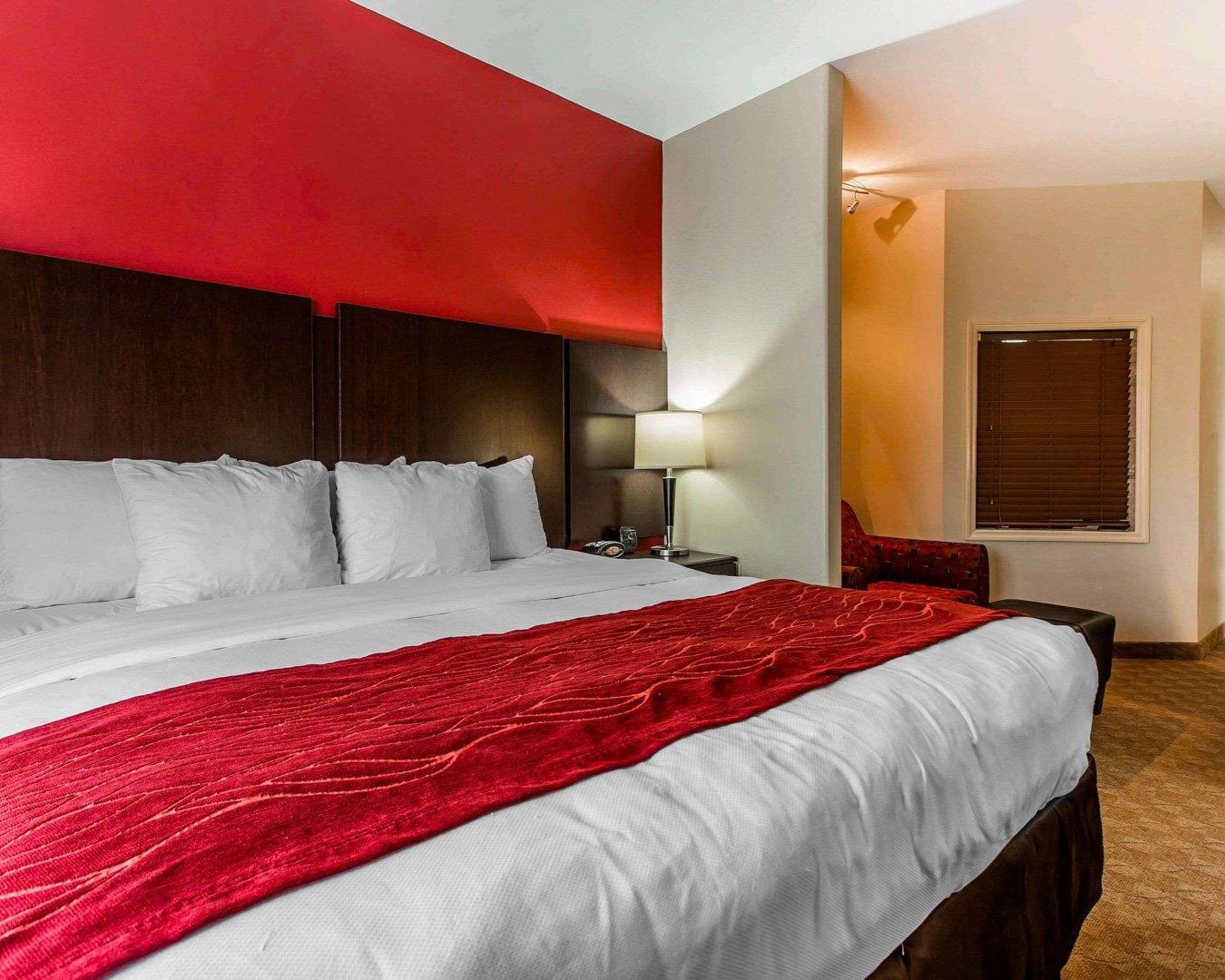 Comfort Suites Stockbridge Atlanta South Экстерьер фото