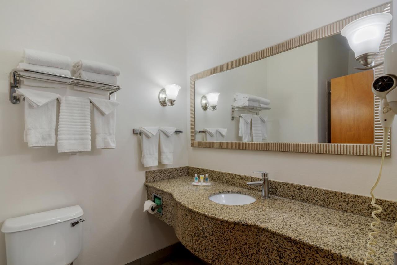 Comfort Suites Stockbridge Atlanta South Экстерьер фото