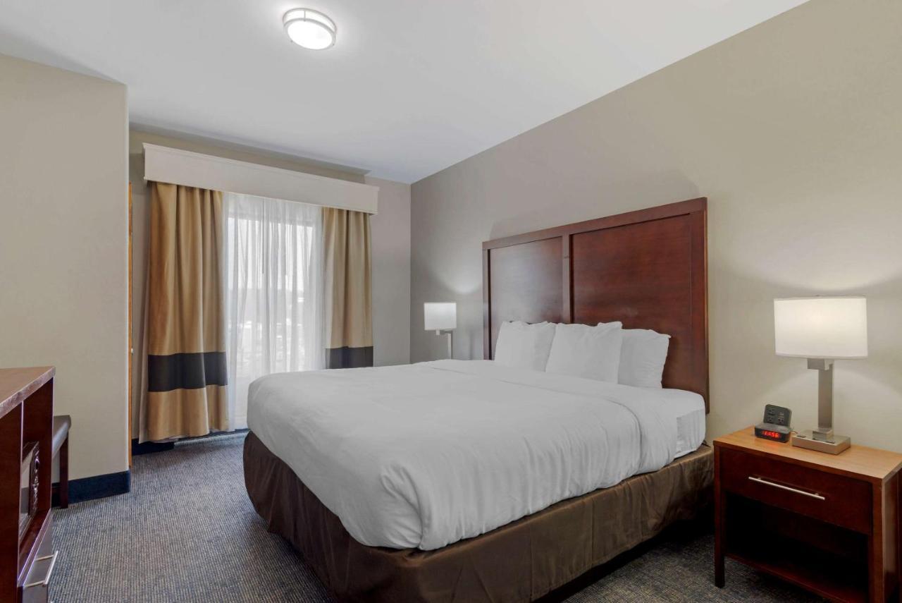 Comfort Suites Stockbridge Atlanta South Экстерьер фото