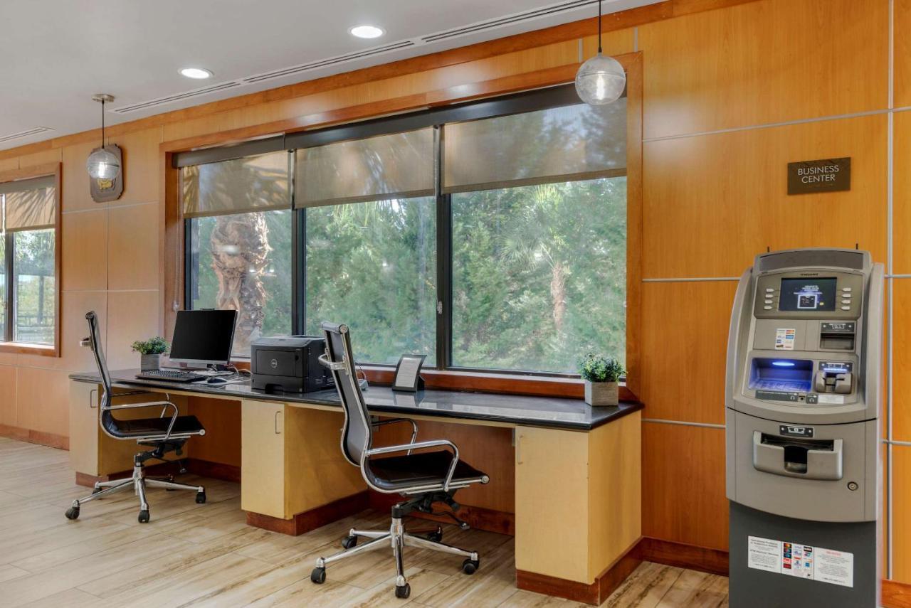 Comfort Suites Stockbridge Atlanta South Экстерьер фото